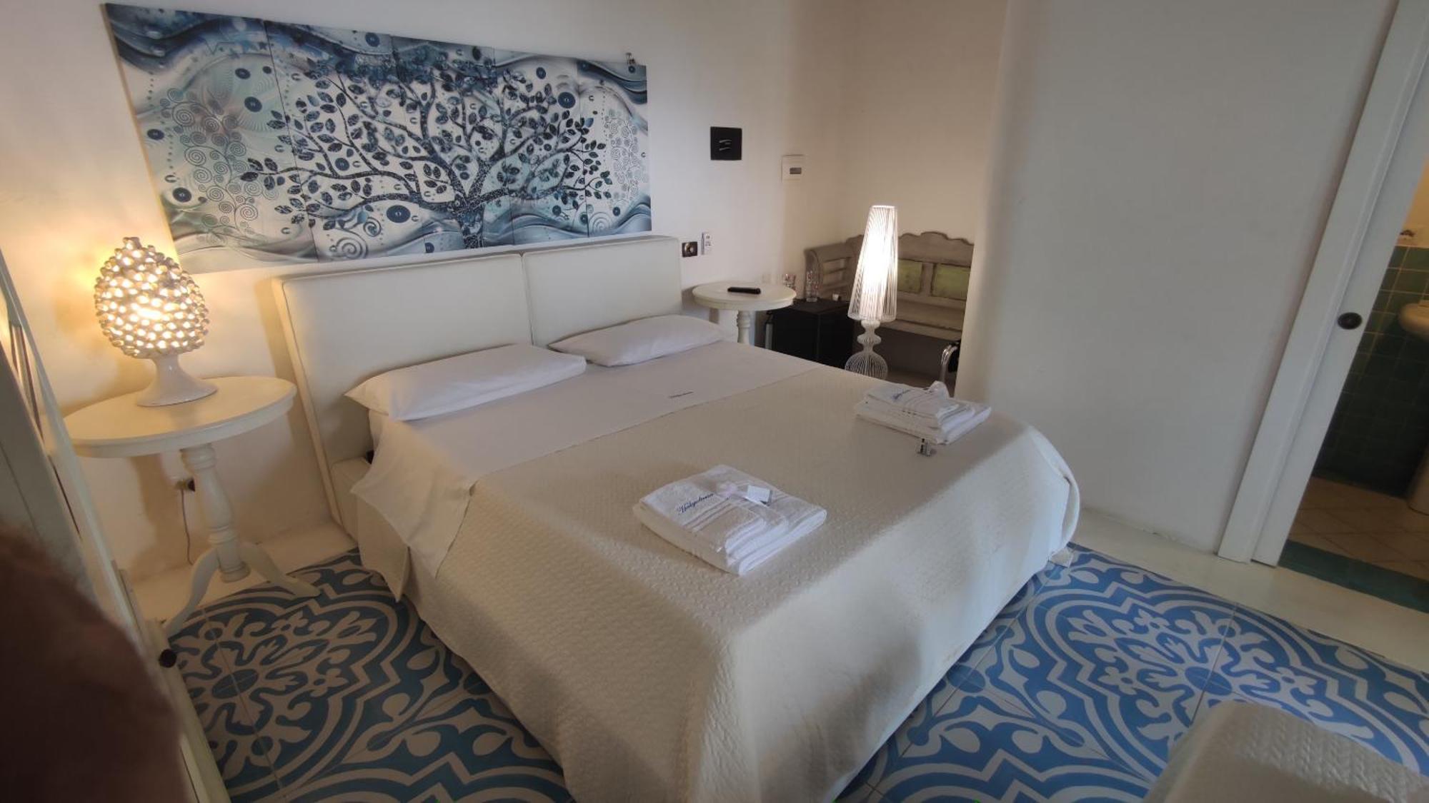 Halgoduria Hotel Santa Marina Salina Bilik gambar
