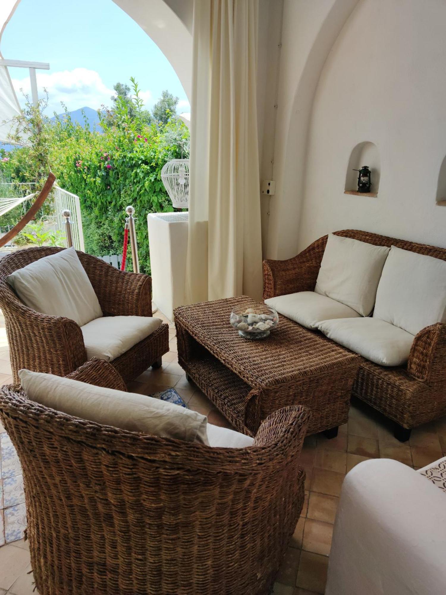Halgoduria Hotel Santa Marina Salina Bilik gambar