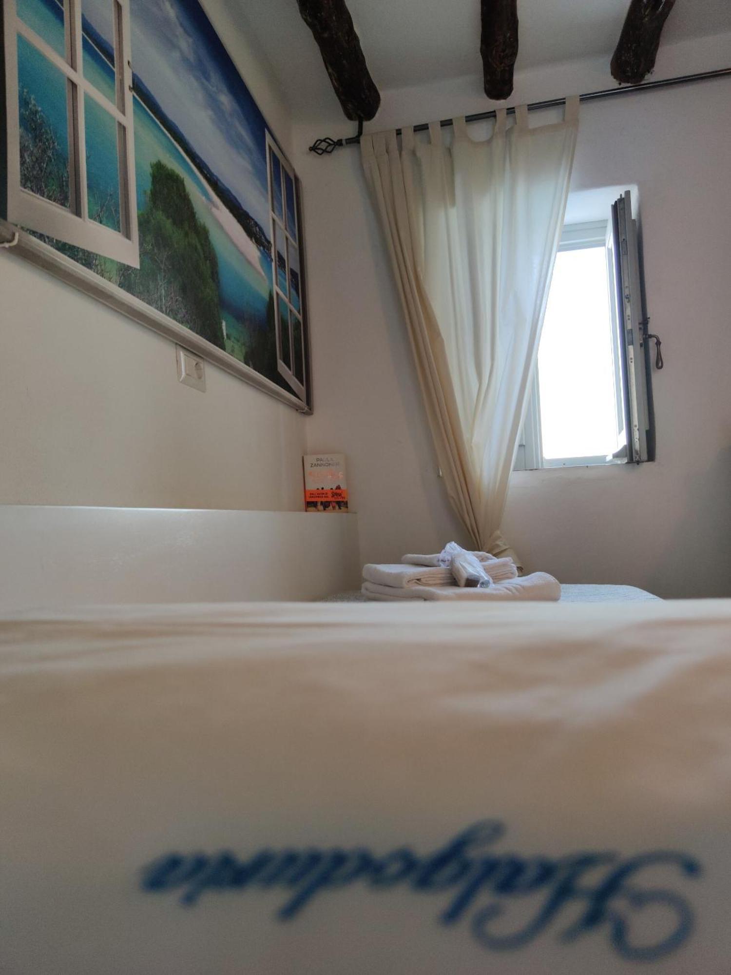 Halgoduria Hotel Santa Marina Salina Bilik gambar